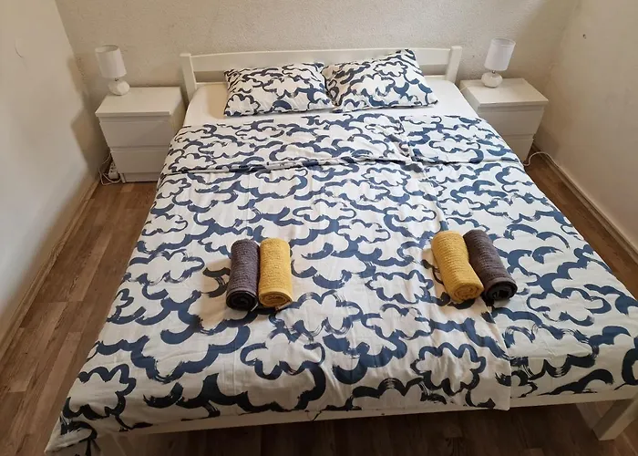 Sea Shell Apartments