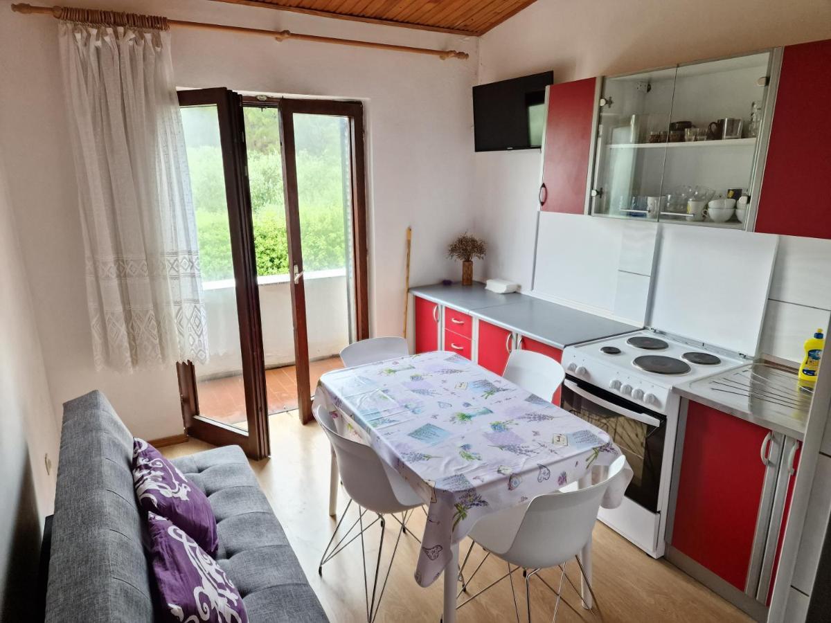 Sea Shell Apartment Vir